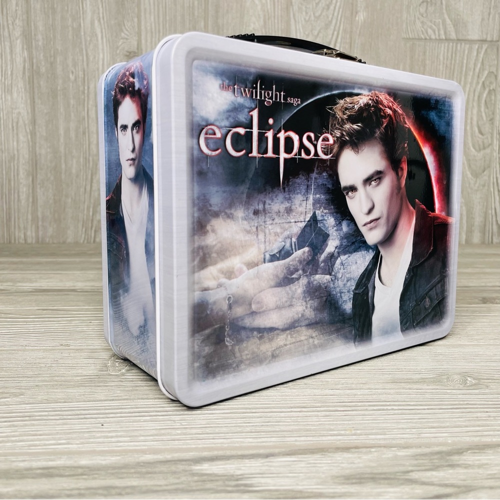 NECA Twilight Lunch Box Twilight Eclipse Movie Memorabilia decoration vampire